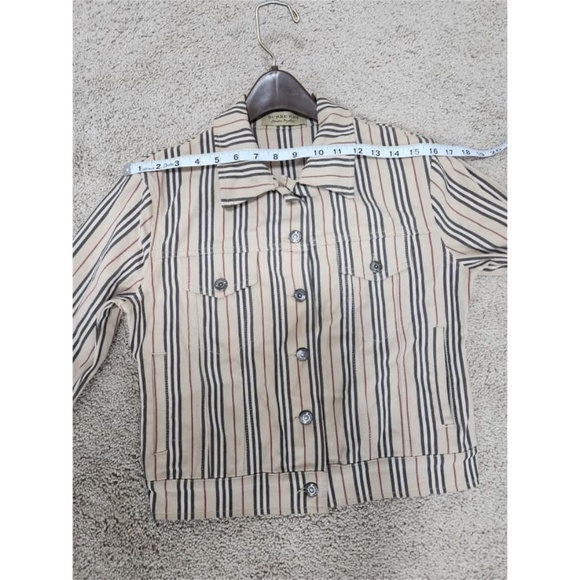 Authentic Burberry Stripe pattern cropped jacket - Picture 7 of 16